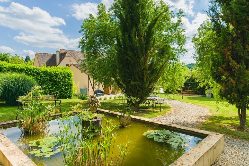 La Barde Montfort, Votre Maison D'Hotes A 4 Kms De Sarlat Dordogne 비트락 외부 사진