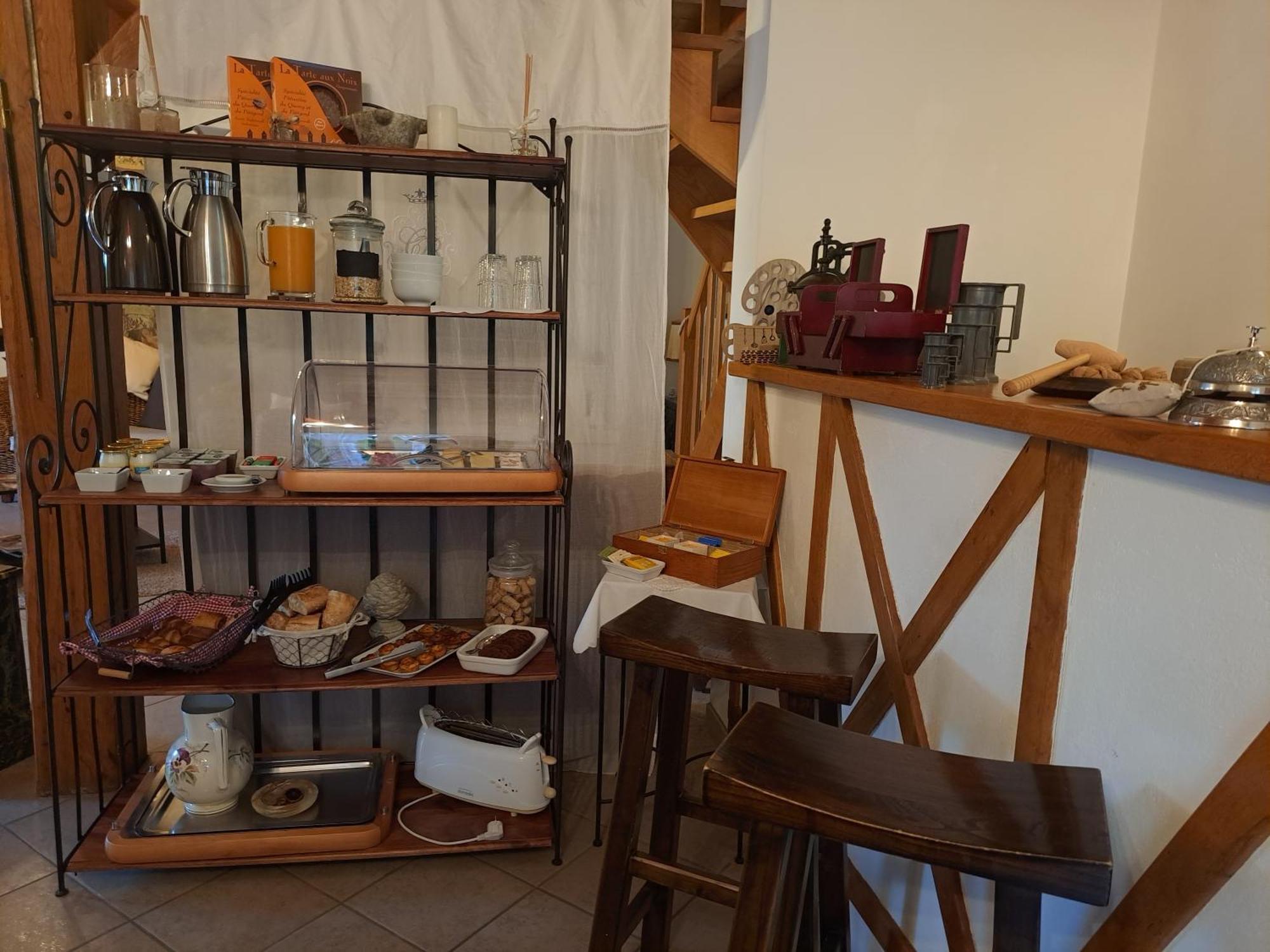 La Barde Montfort, Votre Maison D'Hotes A 4 Kms De Sarlat Dordogne 비트락 외부 사진