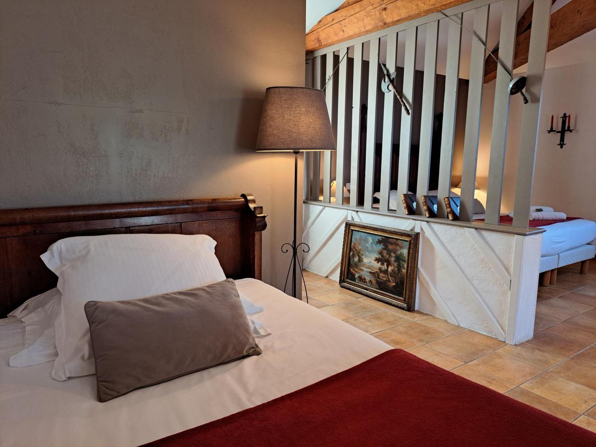 La Barde Montfort, Votre Maison D'Hotes A 4 Kms De Sarlat Dordogne 비트락 외부 사진